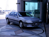 Une fois restylée en 1995, la 605 devient une bonne voiture. Photo Peugeot