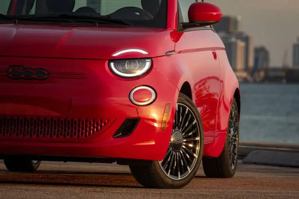 Lire la suite à propos de l’article La Fiat 500e Urban EV 2024 a son charme